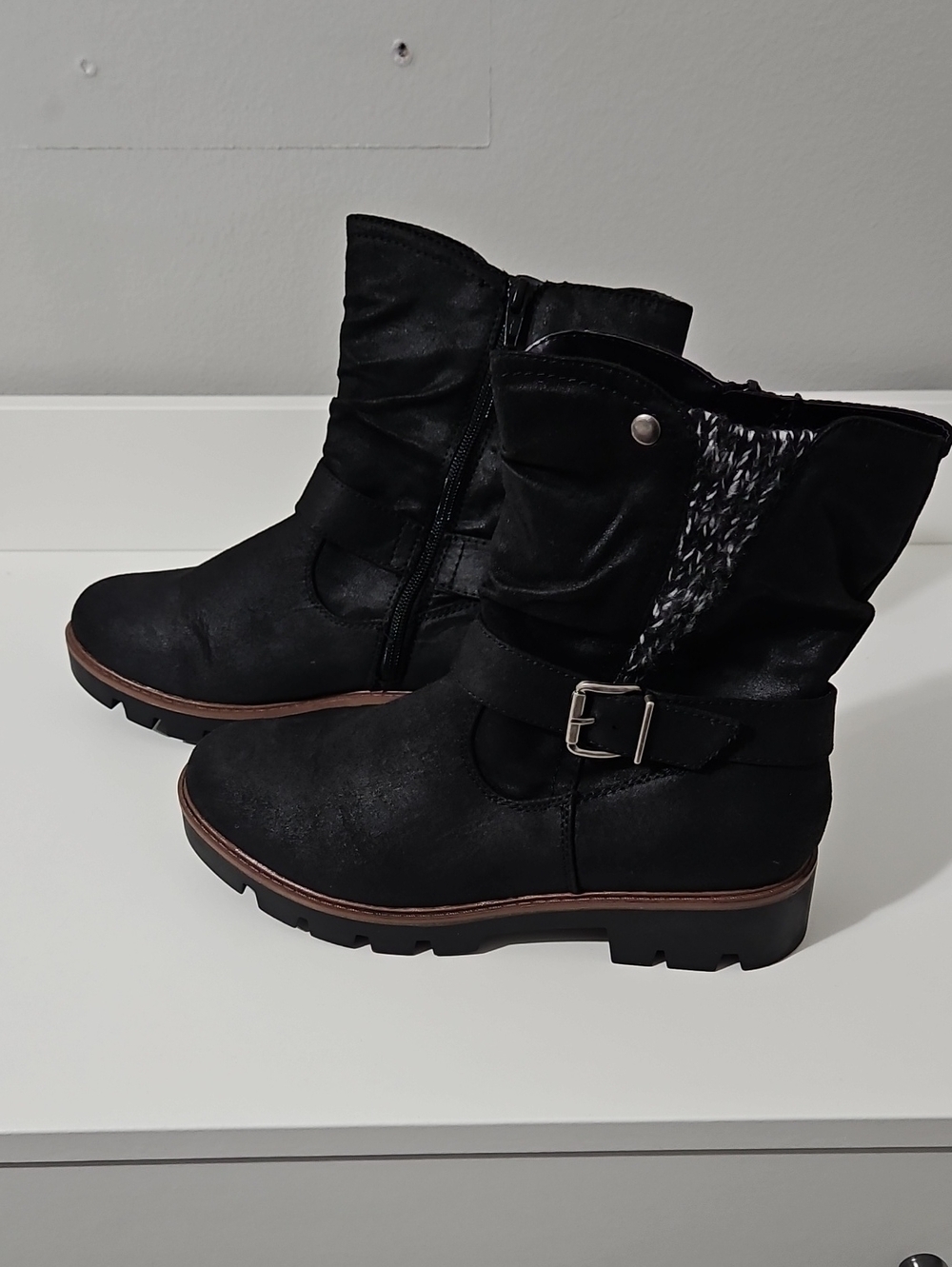 Cliffs by WHITE MOUNTAIN Black Slouchy Ankle Boots with Buckle